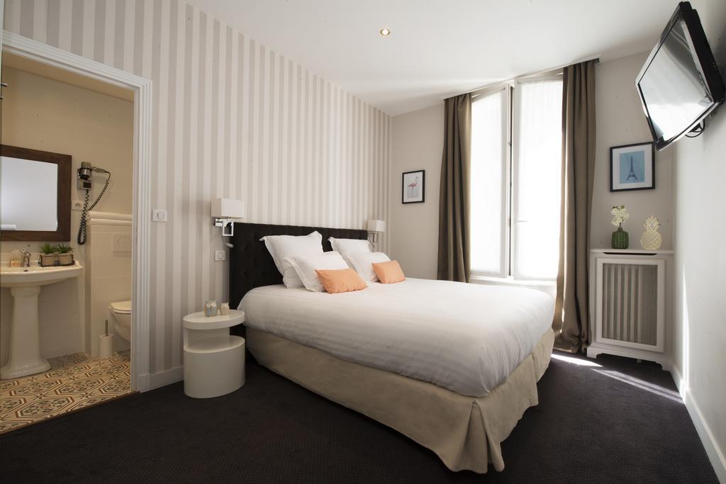 Classic Double or Twin Room,415463763:JPEG